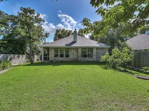 71 E Victory Lake Drive, Conroe TX 77384