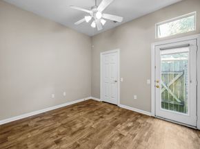 71 E Victory Lake Drive, Conroe TX 77384
