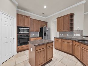71 E Victory Lake Drive, Conroe TX 77384