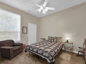 71 E Victory Lake Drive, Conroe TX 77384