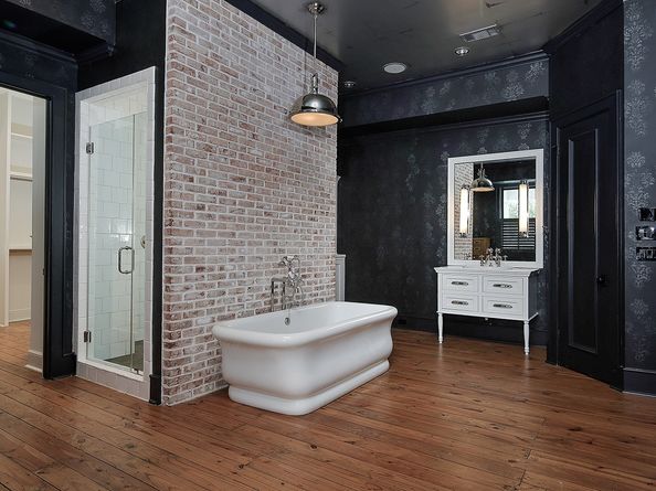 30 East Bay Boulevard, The Woodlands TX 77380