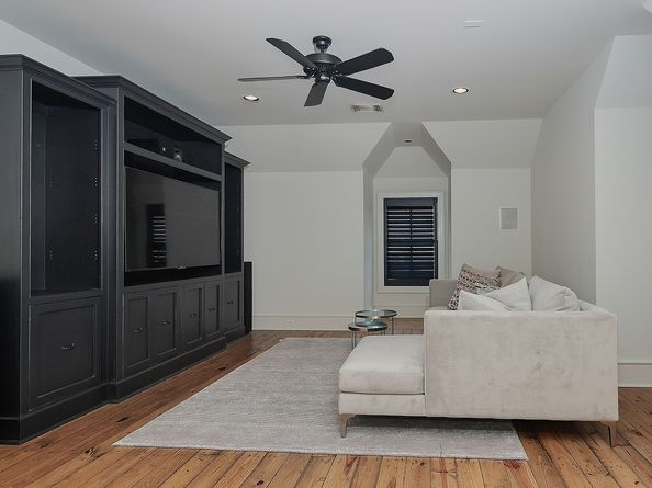30 East Bay Boulevard, The Woodlands TX 77380