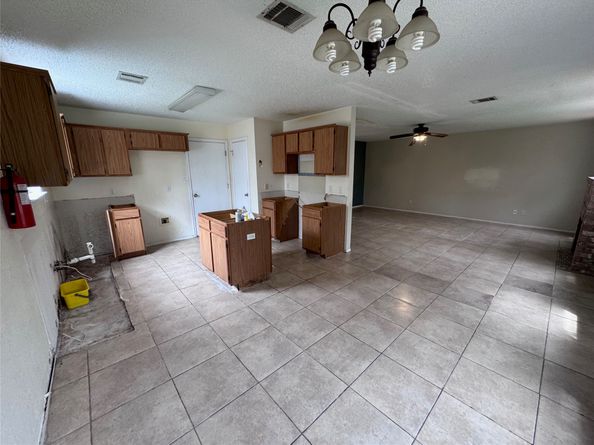 1629 Sylvia Court, Round Rock TX 78681