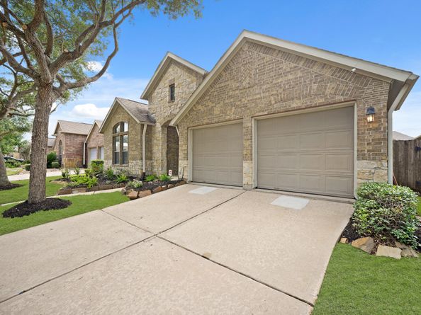 2211 Ascot Lane, Sugar Land TX 77479