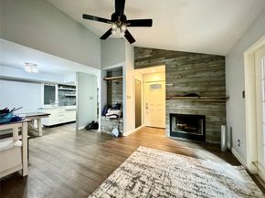 8918 Bissonnet Street 402, Houston TX 77074