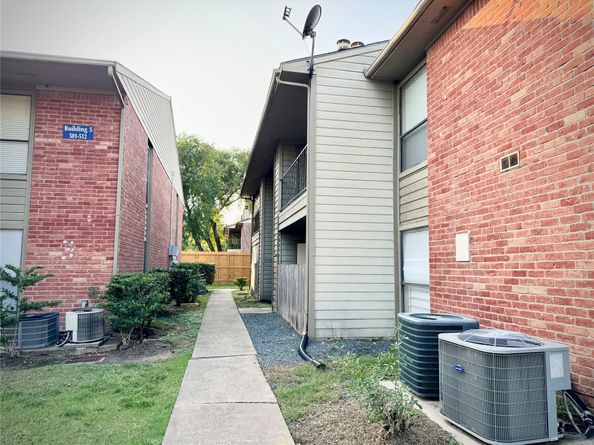 8918 Bissonnet Street 402, Houston TX 77074