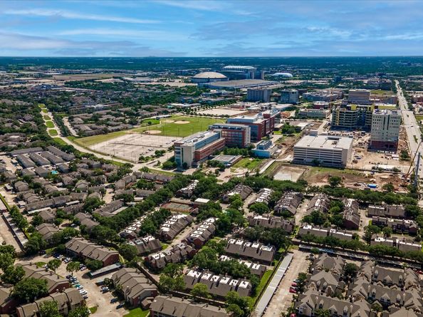 7447 Cambridge Street 47, Houston TX 77054