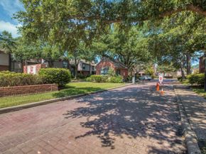 7447 Cambridge Street 47, Houston TX 77054