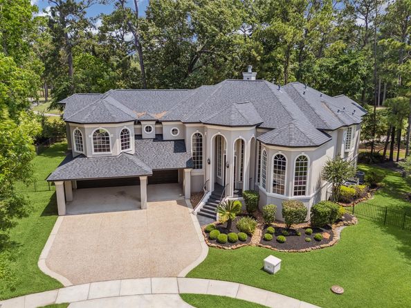 11 Twin Greens Court, Houston TX 77339