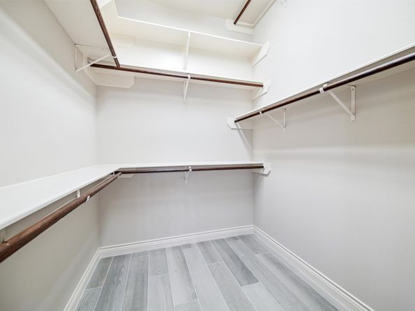 11 Twin Greens Court, Houston TX 77339