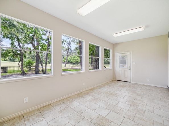 11 Twin Greens Court, Houston TX 77339