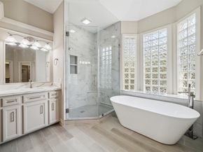 11 Twin Greens Court, Houston TX 77339