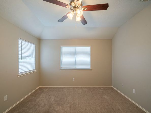 1402 Rising Springs Lane, Houston TX 77073