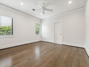 2107 Wroxton Road, Houston TX 77005
