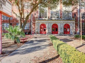 2107 Wroxton Road, Houston TX 77005