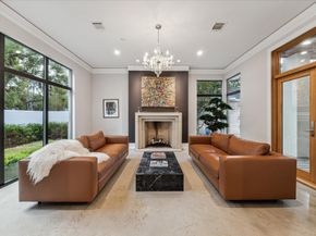 2107 Wroxton Road, Houston TX 77005