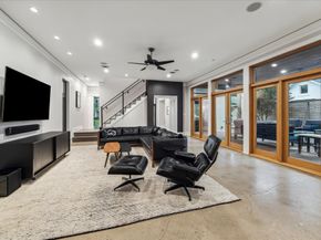 2107 Wroxton Road, Houston TX 77005