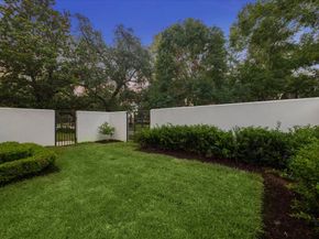 2107 Wroxton Road, Houston TX 77005