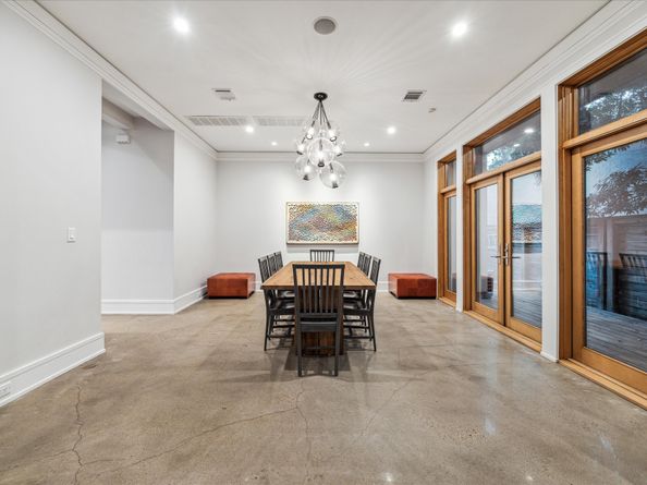 2107 Wroxton Road, Houston TX 77005