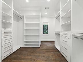 2107 Wroxton Road, Houston TX 77005