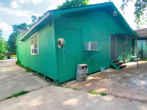 8145 Homewood Lane, Houston TX 77028
