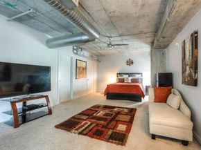 2000 Bagby ST 7423, Houston TX 77002