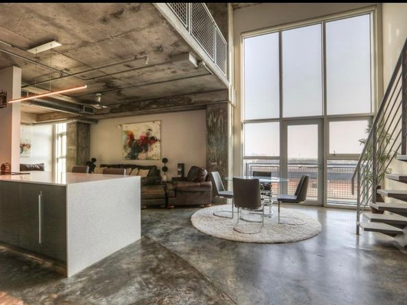 2000 Bagby ST 7423, Houston TX 77002