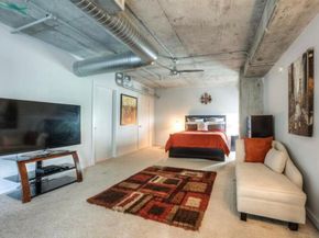 2000 Bagby ST 7423, Houston TX 77002