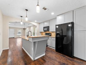 2821 Holman Street, Houston TX 77004