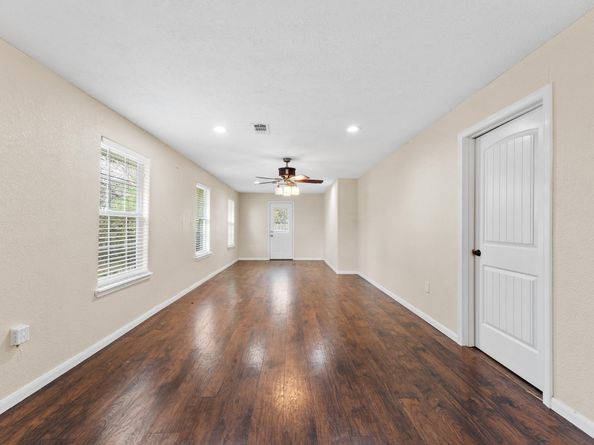 2821 Holman Street, Houston TX 77004