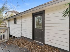 2821 Holman Street, Houston TX 77004