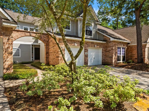 43 S Spiral Vine Circle, The Woodlands TX 77381