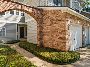 43 S Spiral Vine Circle, The Woodlands TX 77381