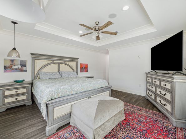 2214 Hoskins Drive, Houston TX 77080