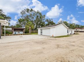 2214 Hoskins Drive, Houston TX 77080