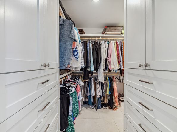 2214 Hoskins Drive, Houston TX 77080