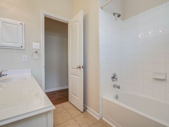 6719 Glenkirk Place, Sugar Land TX 77479