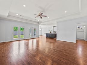 1835 Cheshire Lane, Houston TX 77018