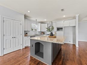 1835 Cheshire Lane, Houston TX 77018