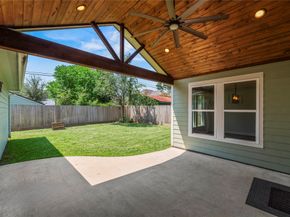 1835 Cheshire Lane, Houston TX 77018
