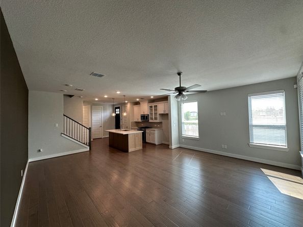 305A E 40th Street, Houston TX 77018