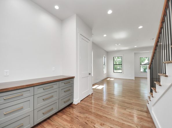 4541 Walker St, Houston TX 77023