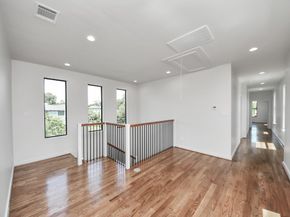 4541 Walker St, Houston TX 77023