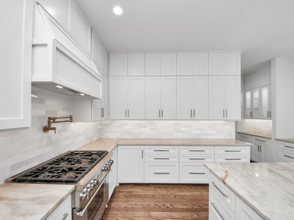 4541 Walker St, Houston TX 77023