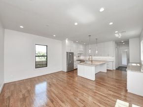 4541 Walker St, Houston TX 77023