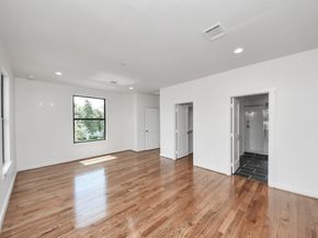4541 Walker St, Houston TX 77023