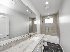 4541 Walker St, Houston TX 77023