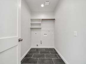 4541 Walker St, Houston TX 77023