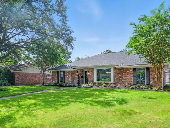 10047 Meadow Lake Lane, Houston TX 77042