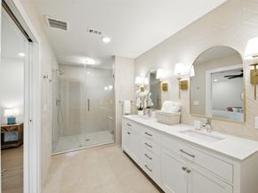 10047 Meadow Lake Lane, Houston TX 77042
